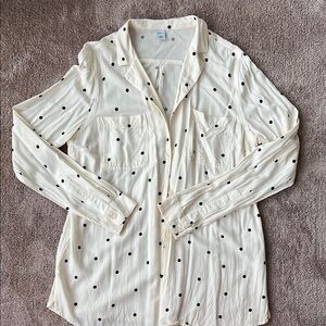 Old Navy Cream Button Down Shirt with Notched Collar